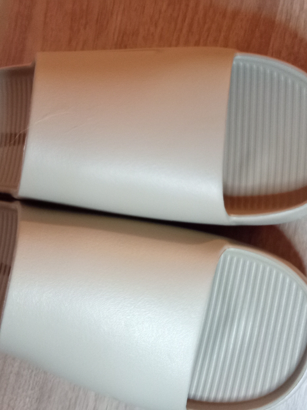 Kids Slide Sandals in Light Cream - Comfortable Everyday Slip-Ons
